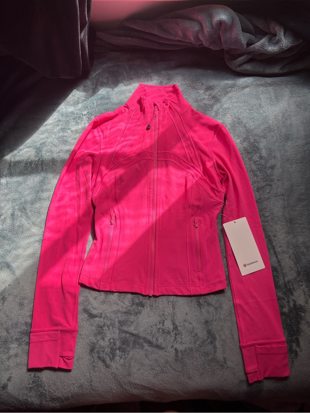 Lululemon Women's Bright Pink define Jacket - Full Zip cropped